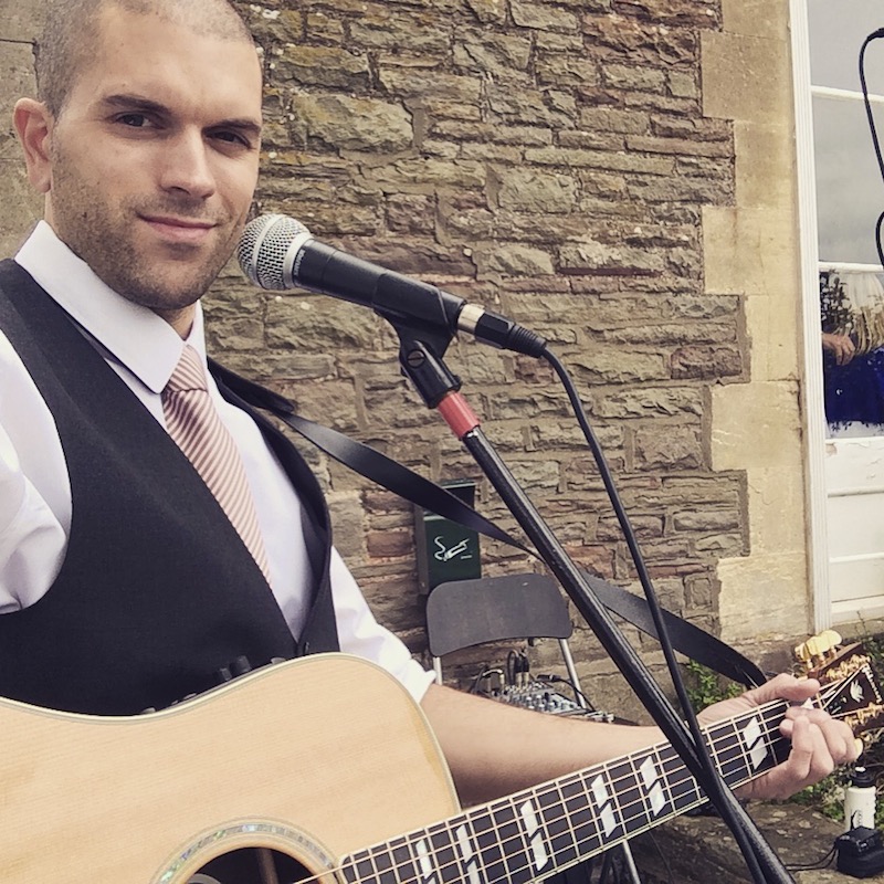 Guitar selfie: image