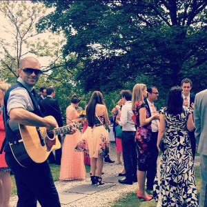 image: Drinks reception acoustic music